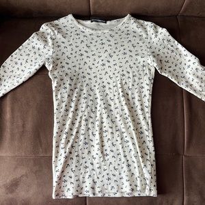 Brandy Melville Leah Floral Longsleeve